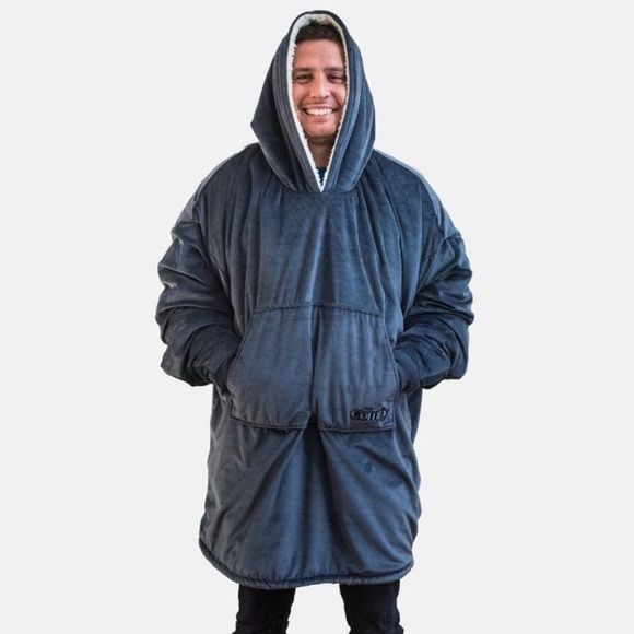 THE COMFY Oversized Microfiber & Sherpa Wearable Blanket, Seen On Shark Tank - Picture 3 of 6